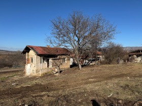 Кућа Долни Раковец, регион Перник 12