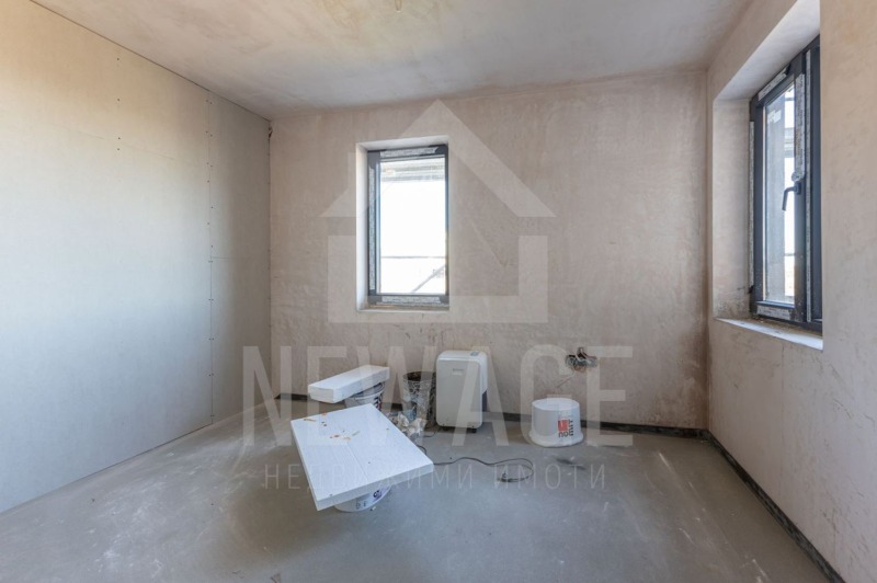 Продава 3-СТАЕН, гр. Варна, к.к. Св.Св. Константин и Елена, снимка 3 - Апартаменти - 51766102