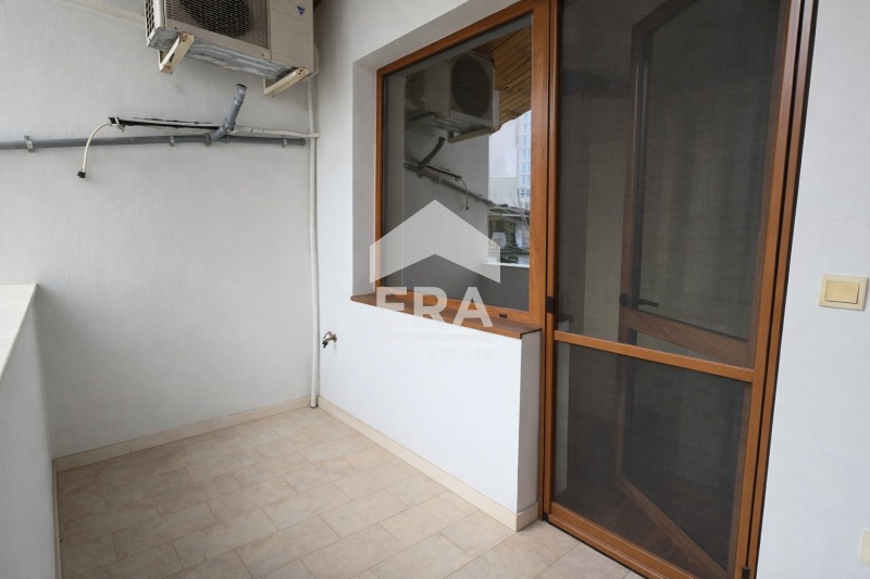 Продава 3-СТАЕН, гр. Велико Търново, Център, снимка 5 - Апартаменти - 54554288