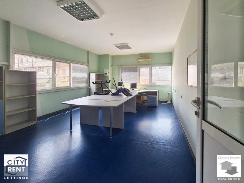 Продава ПРОМ. ПОМЕЩЕНИЕ, гр. Лясковец, област Велико Търново, снимка 10 - Производствени сгради - 52635541