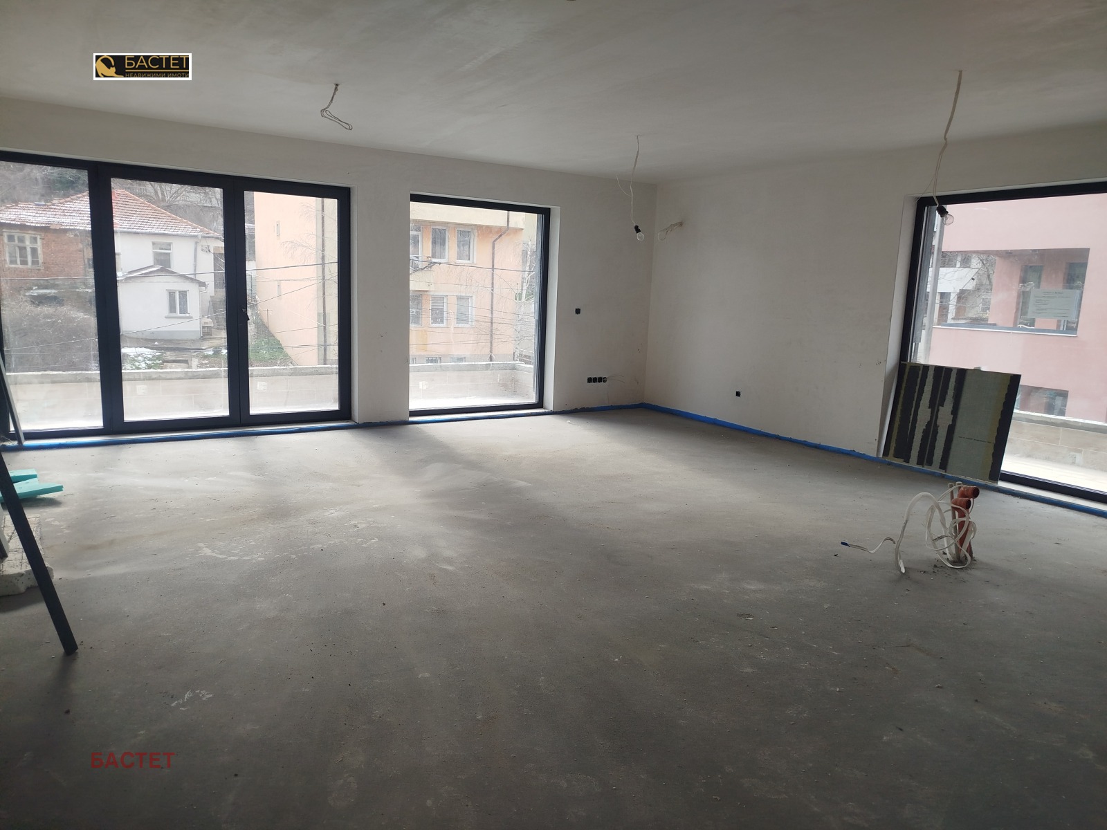 Продава 3-СТАЕН, гр. София, Бояна, снимка 2 - Апартаменти - 53077228