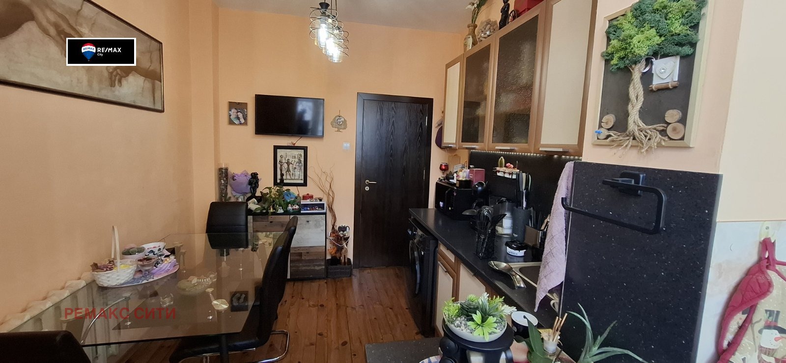 Продава 3-СТАЕН, гр. София, Център, снимка 2 - Апартаменти - 54815738