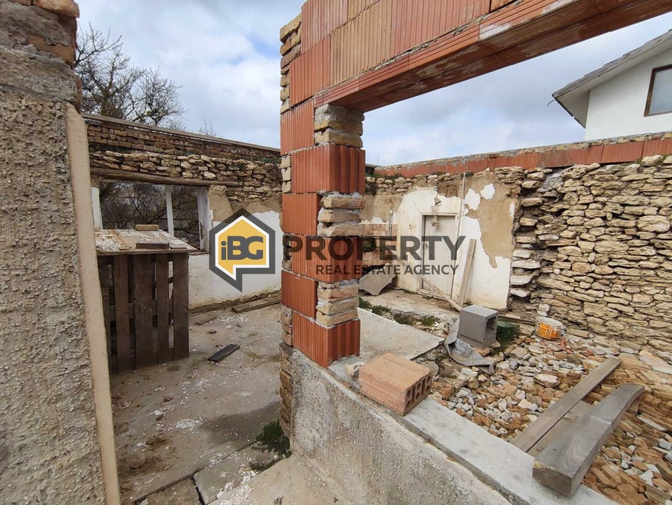 Продава КЪЩА, с. Дуранкулак, област Добрич, снимка 2 - Къщи - 54053861