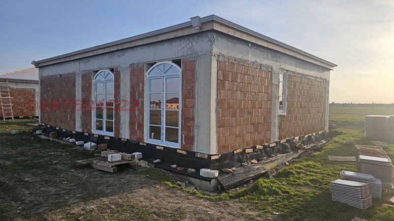 Продава КЪЩА в област Варна, с. Калиманци - 110 кв.м / 224 400 € » 438 888.25 лв.