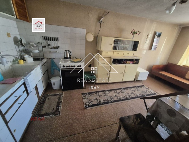 Продава КЪЩА, с. Крумово, област Пловдив, снимка 3 - Къщи - 52522209