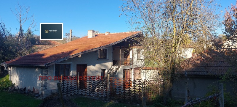 Продава КЪЩА, с. Върбак, област Шумен, снимка 5 - Къщи - 52581522