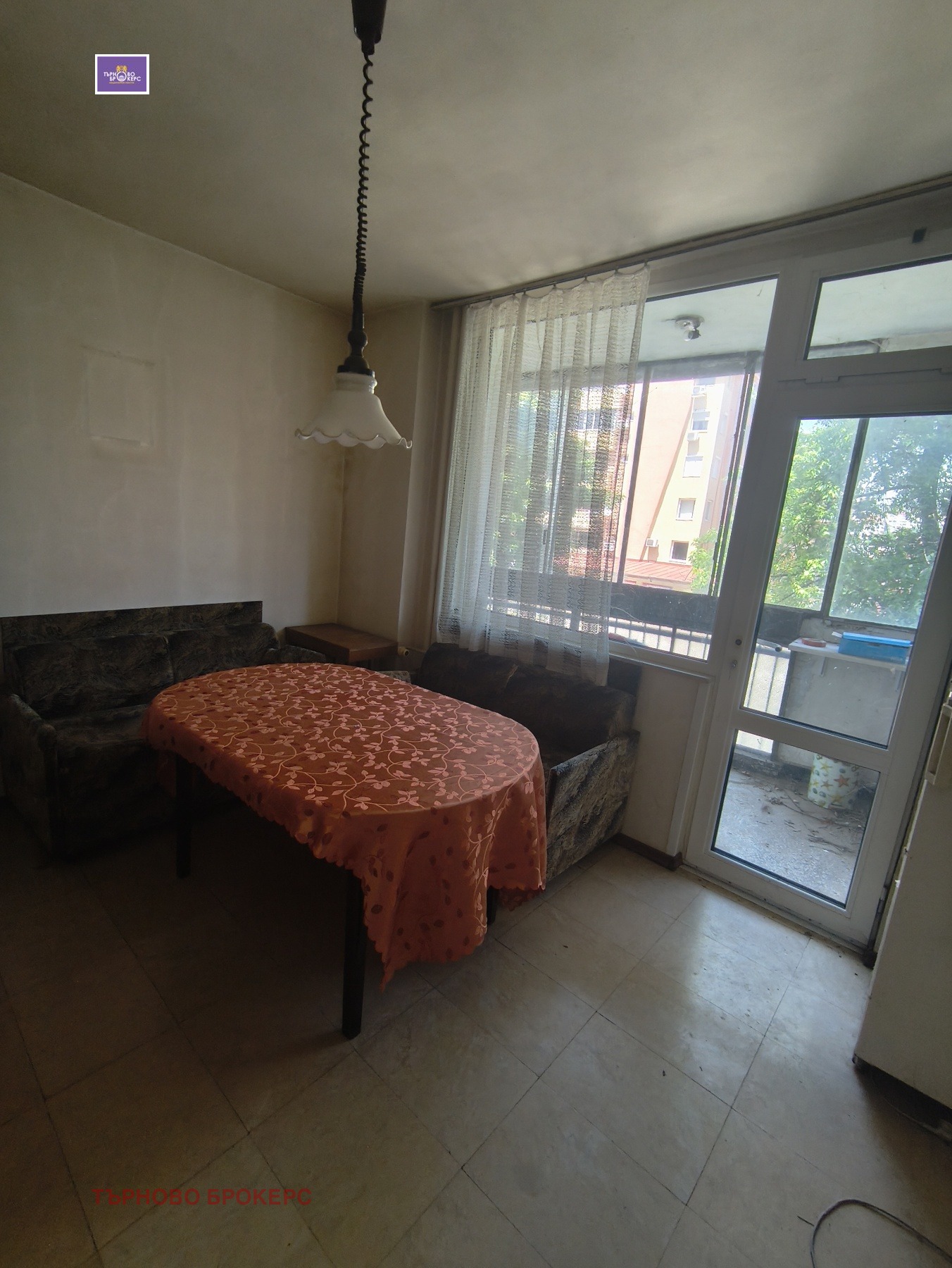 Продава 2-СТАЕН, гр. Велико Търново, Бузлуджа, снимка 2 - Апартаменти - 54700922