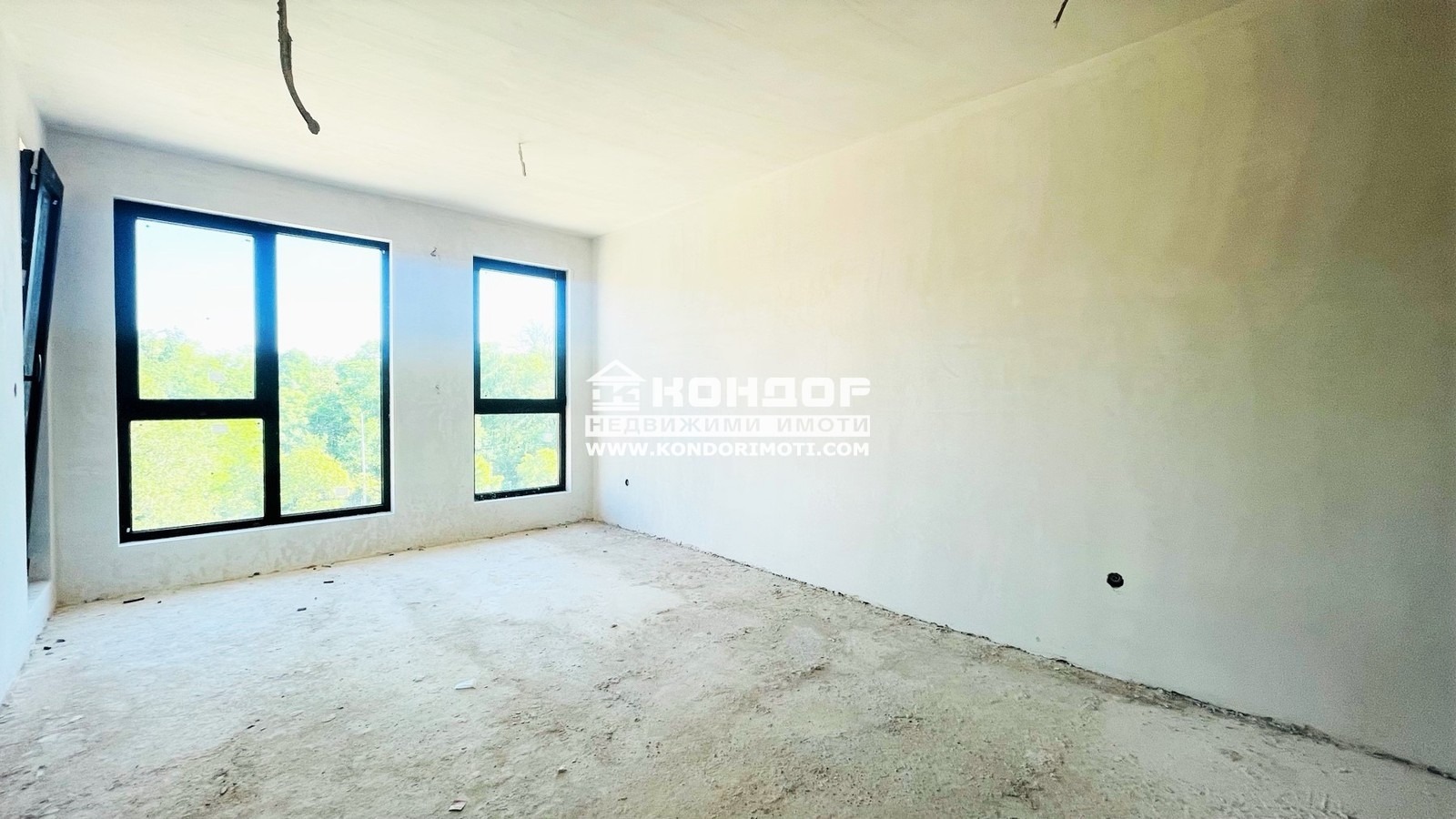 Продава 3-СТАЕН, гр. Пловдив, Център, снимка 2 - Апартаменти - 49955545