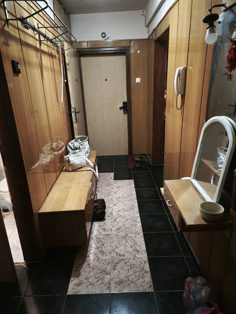 Продава 4-СТАЕН в град Варна, Левски 1 - 95 кв.м / 180 000 € » 352 049.40 лв., АГЕНЦИЯ ИМОТИ ВАРНА
