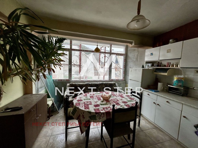 Продава 2-СТАЕН, гр. Смолян, Устово, снимка 11 - Апартаменти - 53035434