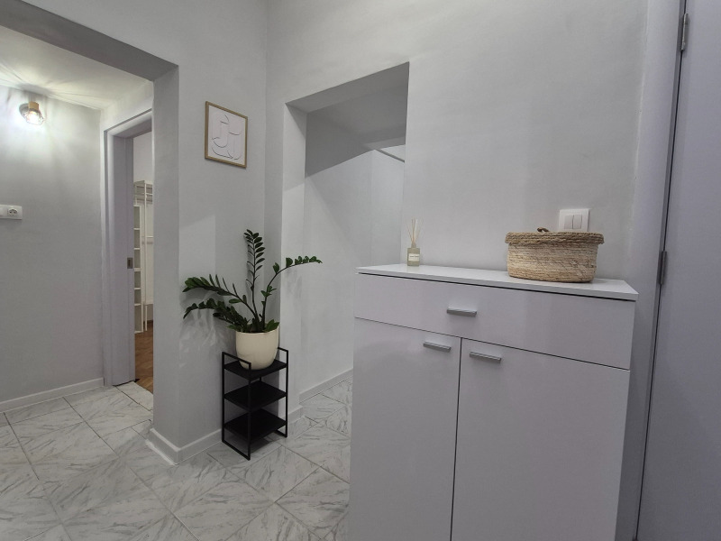 Продава 3-СТАЕН, гр. София, Яворов, снимка 9 - Апартаменти - 53584575