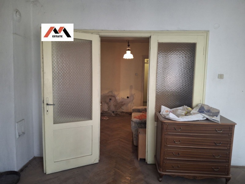 Продава 3-СТАЕН, гр. Стара Загора, Център, снимка 2 - Апартаменти - 53491478