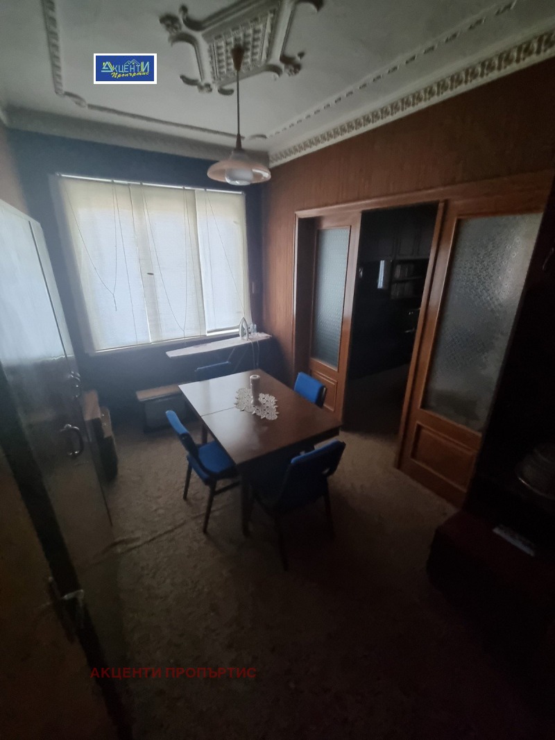 Продава  Къща област Велико Търново , гр. Павликени , 150 кв.м | 66607917 - изображение [9]