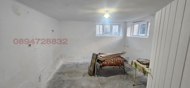 Продава КЪЩА, гр. Варна, Аспарухово, снимка 15 - Къщи - 53349442