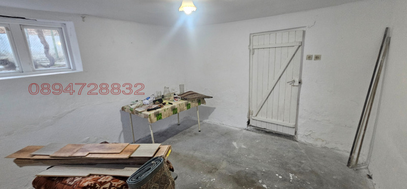 Продава КЪЩА, гр. Варна, Аспарухово, снимка 14 - Къщи - 53349442