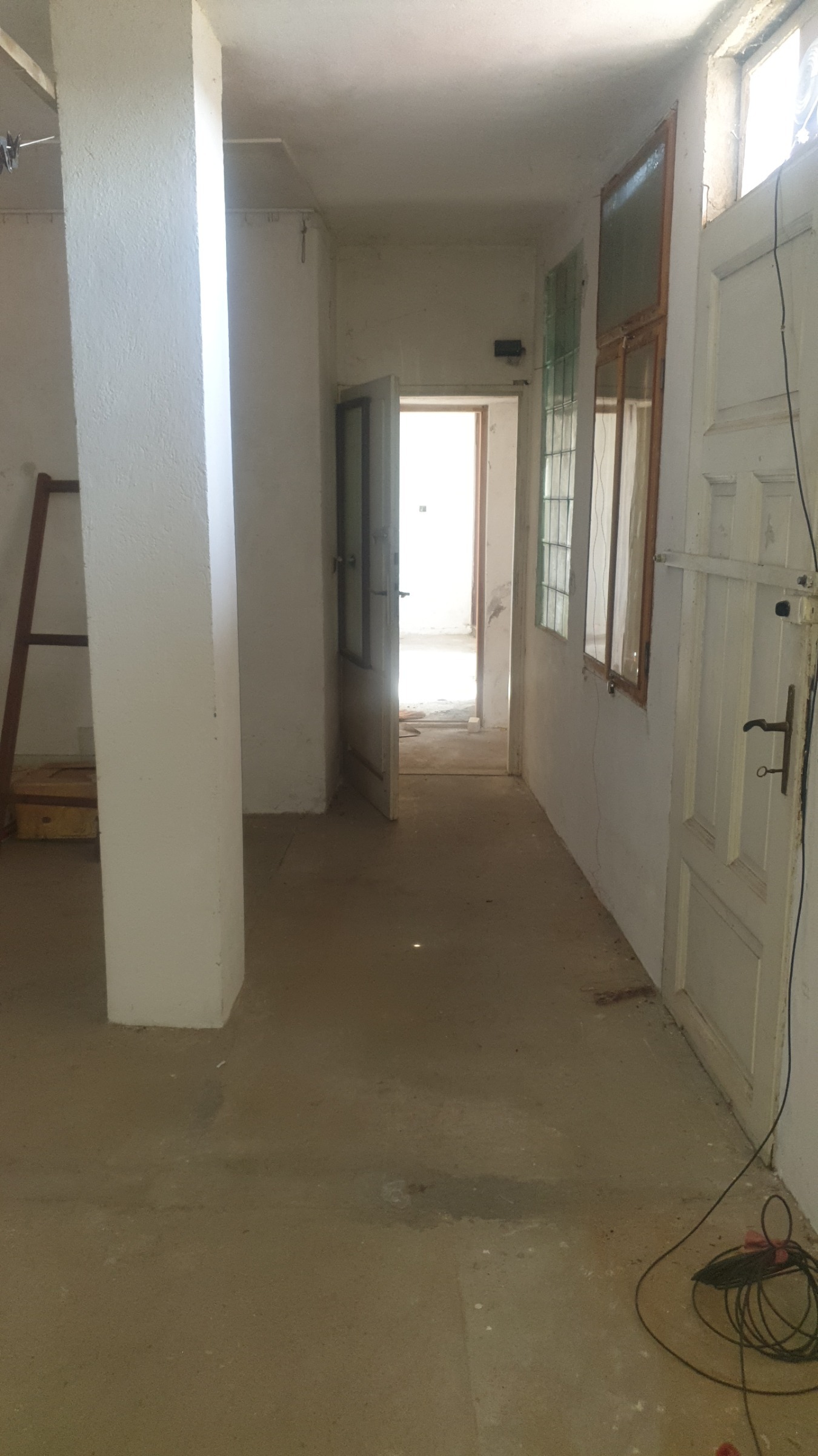 Продава 2-СТАЕН, гр. Велико Търново, Център, снимка 6 - Апартаменти - 54498526