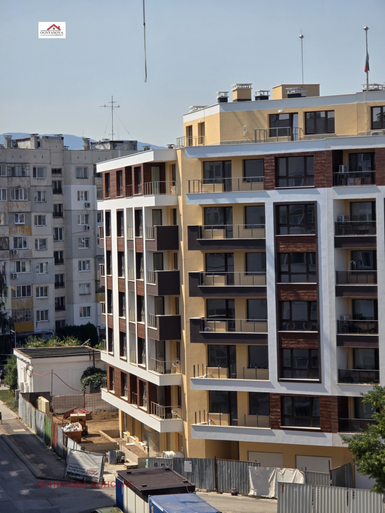 Продава 4-СТАЕН, гр. София, Обеля 1