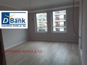 ����� ������� 3-�����,���� �����, �.�. ��.��. ���������� � �����