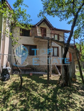 Продажба на имоти в гр. Трявна, област Габрово — страница 4 - изображение 9 