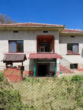 Продава  Къща, с. Млечево