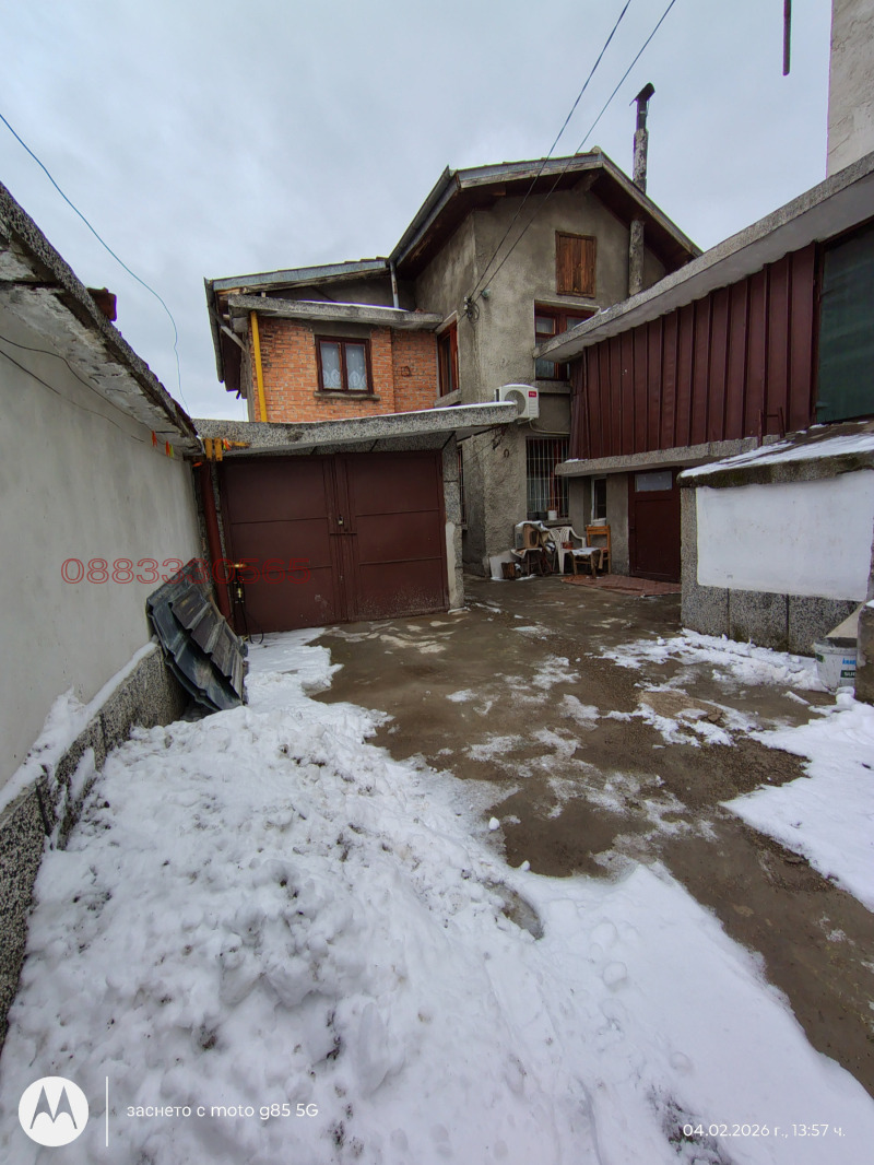 Продава КЪЩА, гр. Самоков, област София област