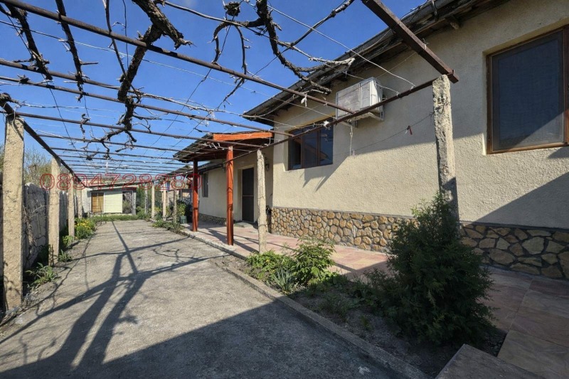 Продава КЪЩА, гр. Нови пазар, област Шумен, снимка 8 - Къщи - 53508442