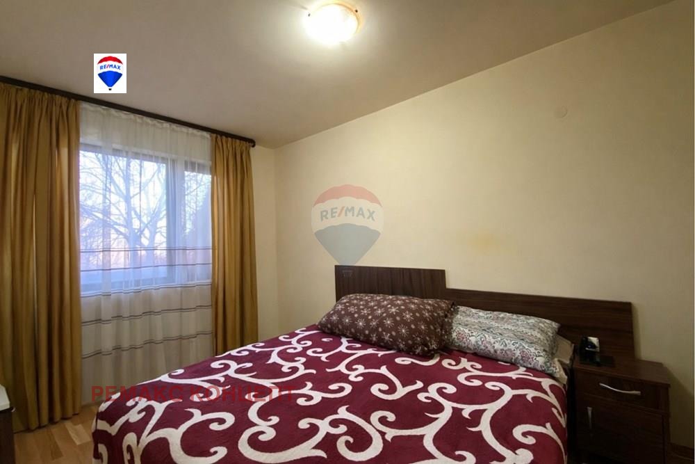 Продава 2-СТАЕН, гр. Шумен, Пазара, снимка 2 - Апартаменти - 53944876