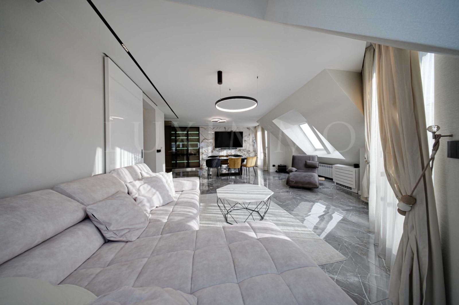 Продава 4-СТАЕН, гр. София, Белите брези, снимка 3 - Апартаменти - 54030113