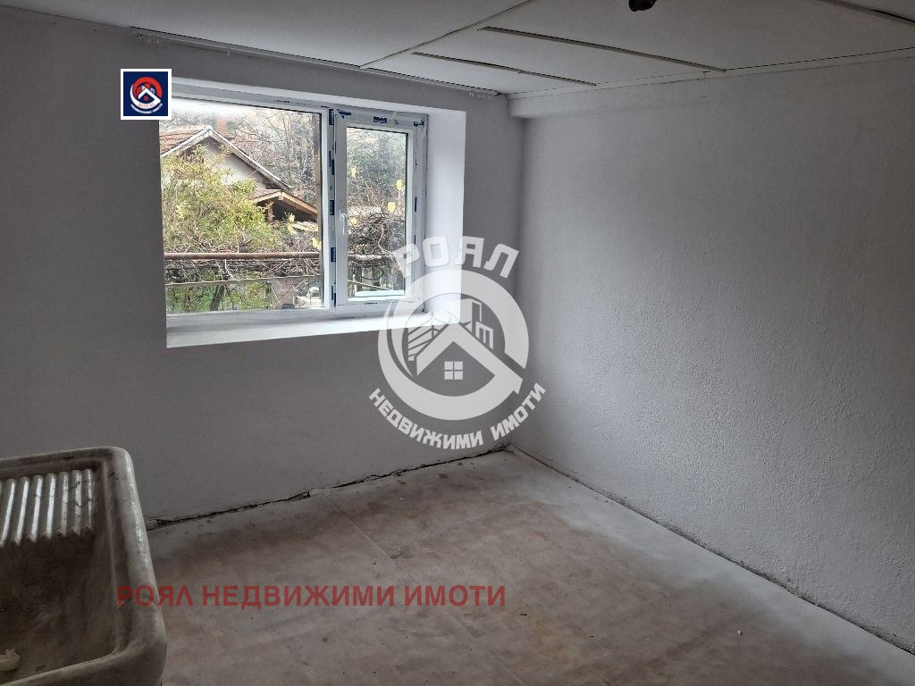 Продава КЪЩА, гр. Перущица, област Пловдив, снимка 9 - Къщи - 53893690