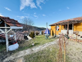 Huis Mratsjenik, regio Plovdiv 8