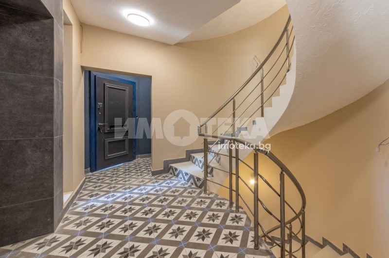 Продава 3-СТАЕН, гр. Варна, к.к. Чайка, снимка 3 - Апартаменти - 51737754