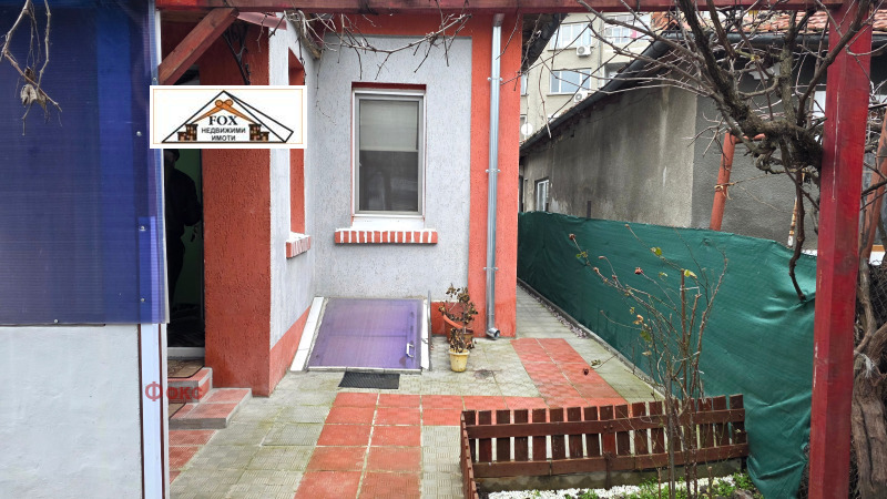 Продава КЪЩА, гр. Русе, Широк център, снимка 15 - Къщи - 53483905