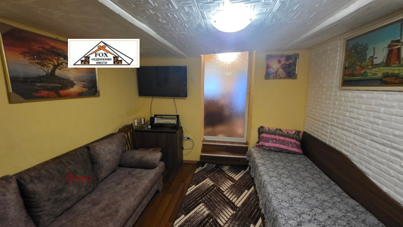 Продава КЪЩА, гр. Русе, Широк център, снимка 3 - Къщи - 53483905