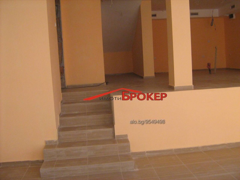 Продава ЗАВЕДЕНИЕ в град Сливен, Център - 92 кв.м / 67 000 € » 131 040.61 лв., БРОКЕР ЕООД