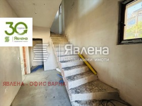 Къща град Варна, м-т Акчелар 13