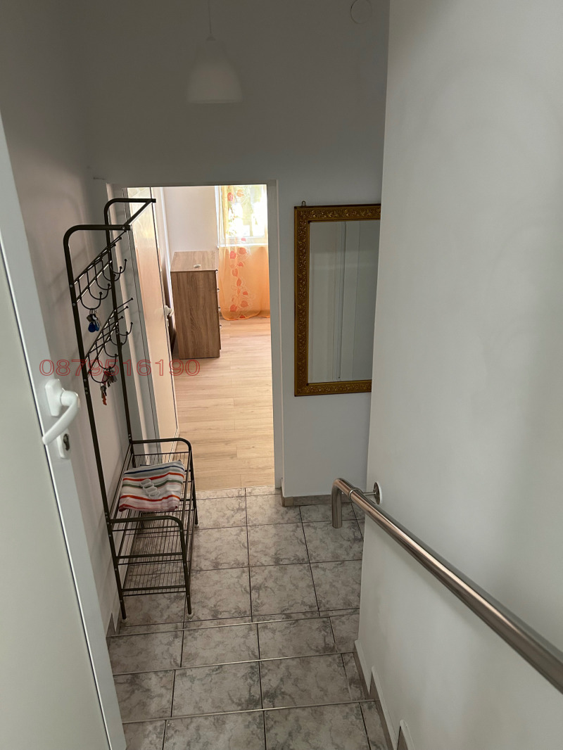 Продава 4-СТАЕН, гр. Варна, Зимно кино Тракия