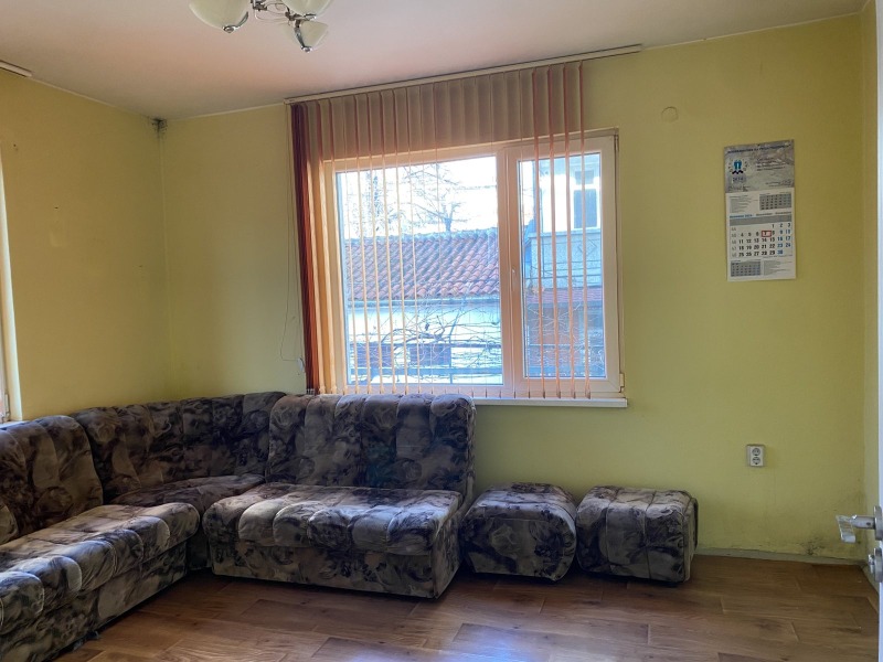 Na sprzedaż  Piętro domu region Płowdiw , Karlowo , 125 mkw | 98031091 - obraz [10]