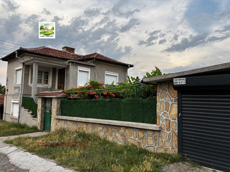 Продава  Къща област Стара Загора , с. Зетьово , 200 кв.м | 99338655