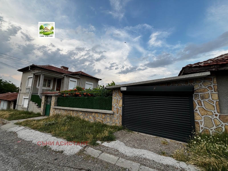 Продава  Къща област Стара Загора , с. Зетьово , 200 кв.м | 99338655 - изображение [2]