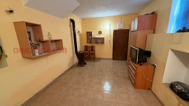 Продава КЪЩА, с. Зелениково, област Пловдив, снимка 8 - Къщи - 53329230