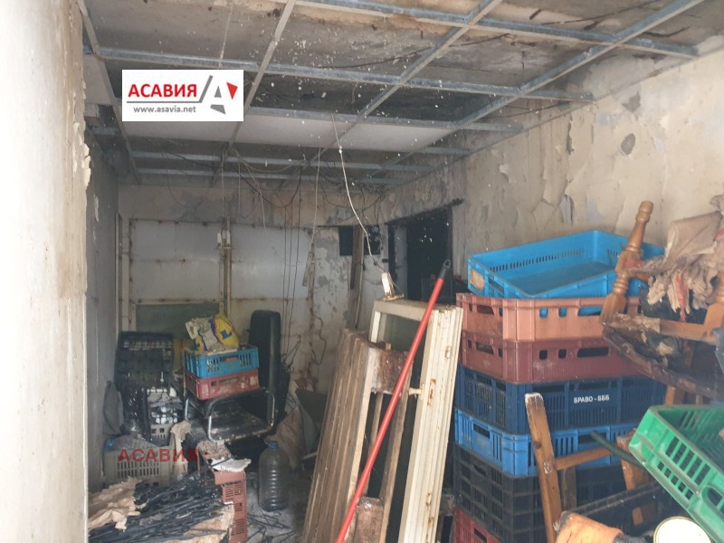 Продава СКЛАД, гр. Ловеч, Широк център, снимка 3 - Складове - 52238516