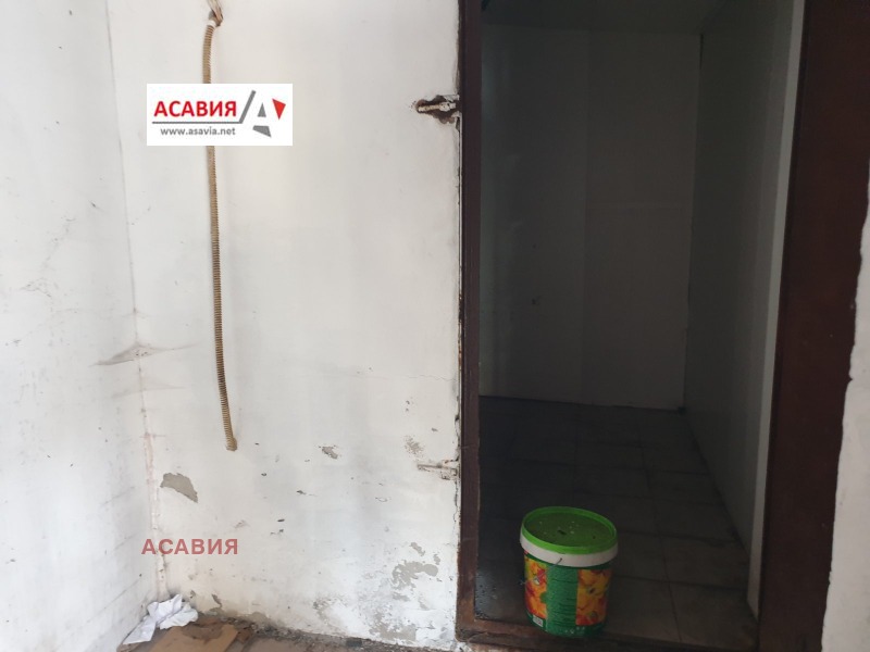 Продава СКЛАД, гр. Ловеч, Широк център, снимка 9 - Складове - 52238516