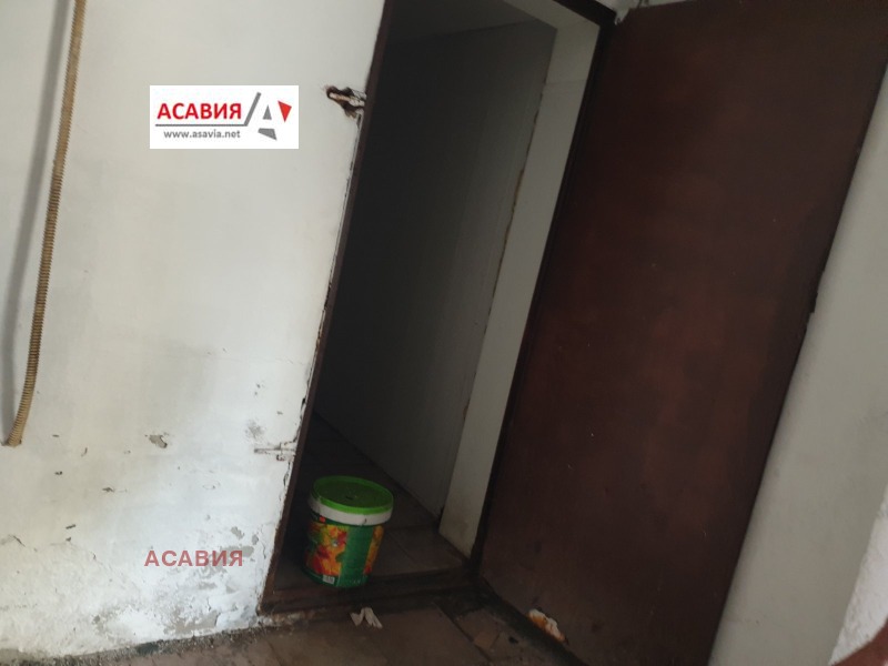 Продава СКЛАД, гр. Ловеч, Широк център, снимка 7 - Складове - 52238516