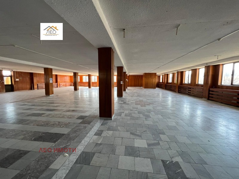 Продава  Пром. помещение област Пловдив , гр. Баня , 3925 кв.м | 80660204 - изображение [6]