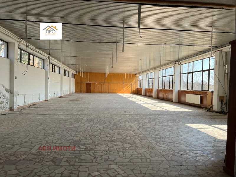 Продава  Пром. помещение област Пловдив , гр. Баня , 3925 кв.м | 80660204 - изображение [10]