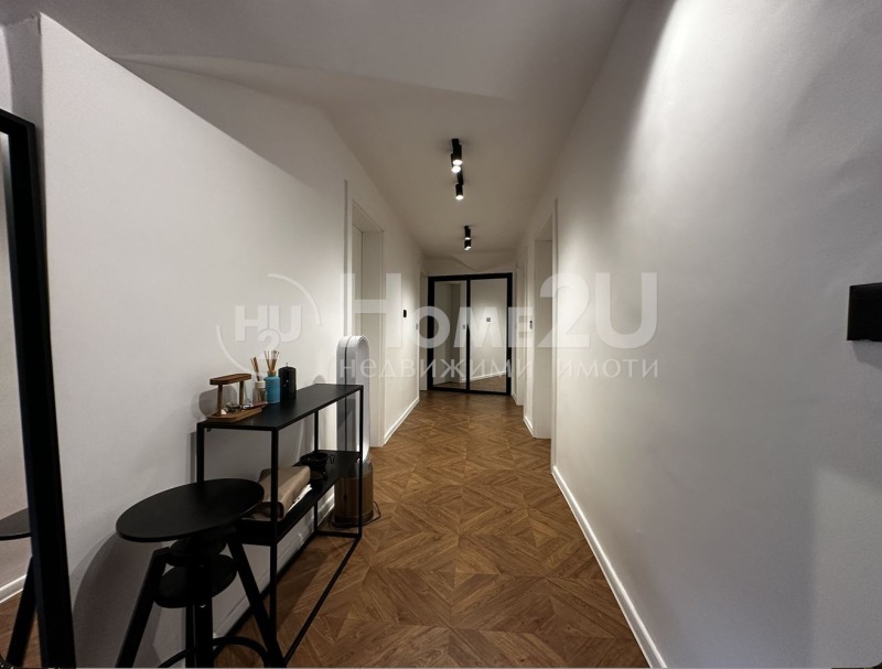 Продава 3-СТАЕН, гр. София, Център, снимка 2 - Апартаменти - 52653039