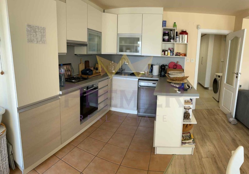 Продава 3-СТАЕН, гр. Варна, Левски 1, снимка 4 - Апартаменти - 53302204