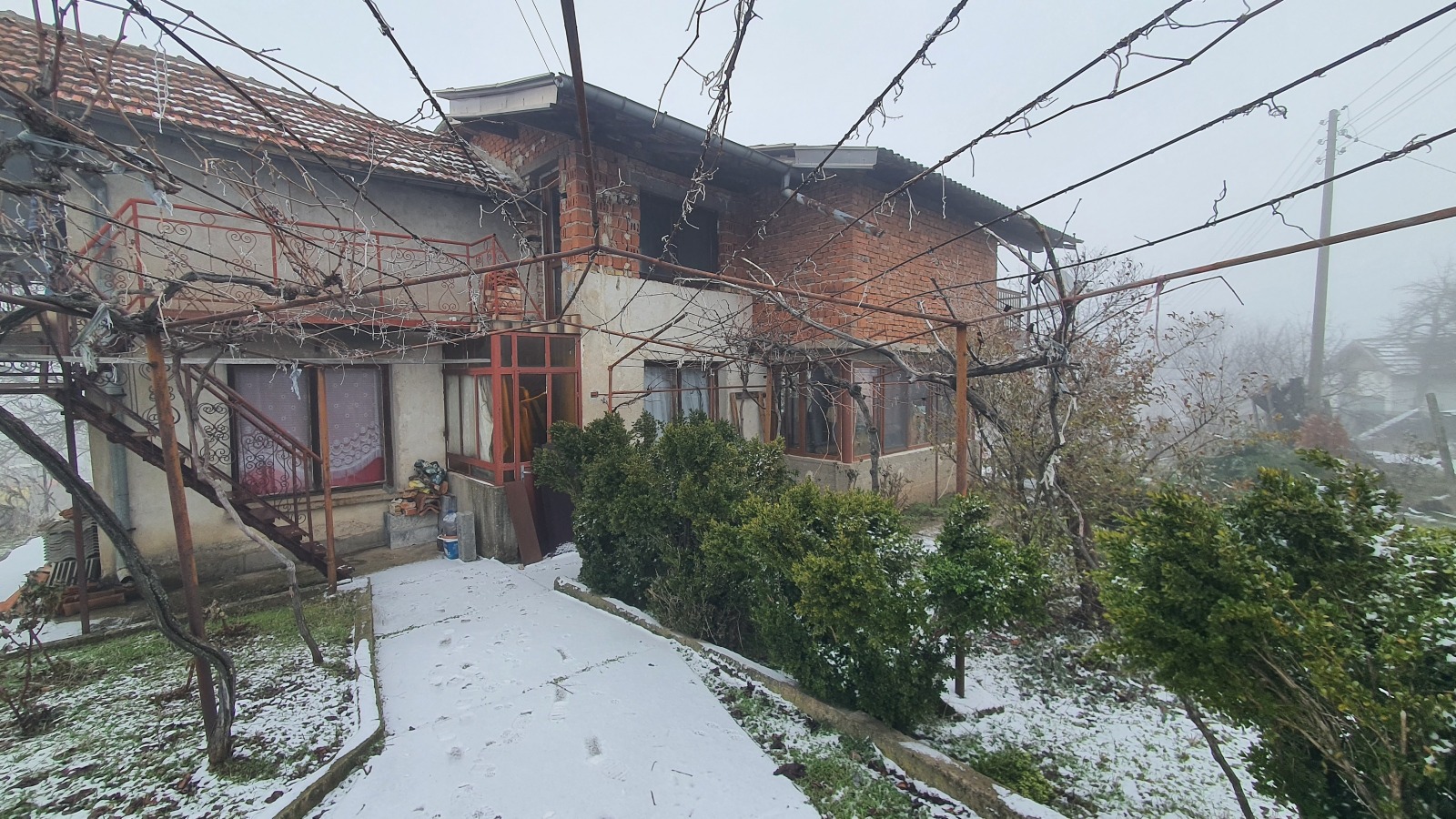 Продава КЪЩА, с. Гранитово, област Видин, снимка 2 - Къщи - 54431545