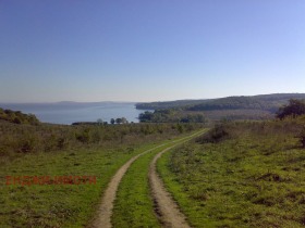 Парцел гр. Камено, област Бургас 3