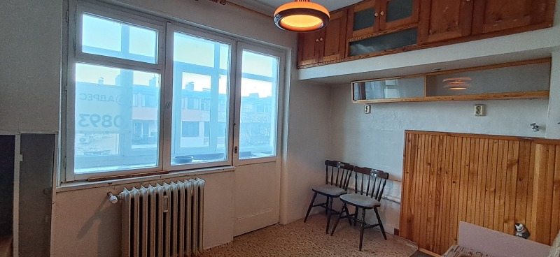 Продава 2-СТАЕН, гр. Шумен, Херсон, снимка 2 - Апартаменти - 52753485